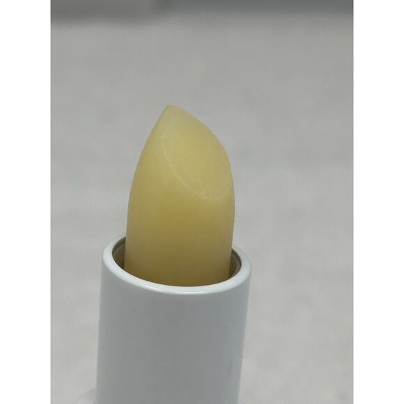 Sei Bella Lip Treatment Clear Hydration Pre-Lipstick .123 oz N - 2710 - Picture 3 of 7